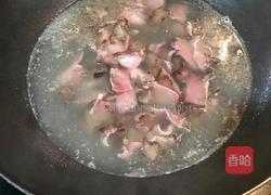 莴笋炒腊肉的做法图解2