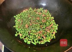 肉末豆角的做法图解6