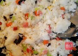 五彩缤纷炒饭的做法图解8