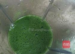 绿色戚风蛋糕的做法图解3