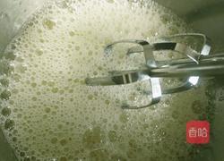 绿色戚风蛋糕的做法图解8