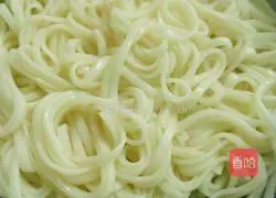 Illustration of how to make noodles 2