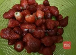 又是一年草莓季 吃草莓酱咯的做法图解2