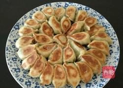 锅贴的做法图解11