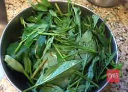 鱼露地瓜叶的做法图解1