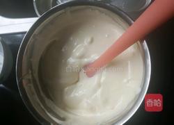 戚风蛋糕的做法图解7