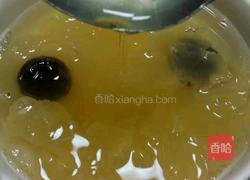 冰糖百合雪梨汤的做法图解5