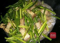 蒜苔炒烧肉的做法图解6