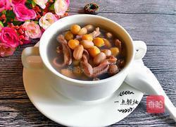 鹰嘴豆花生米煲猪肚汤的做法图解5