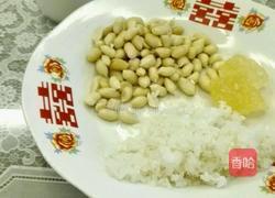 牛奶花生露的做法图解1