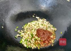 肉酱拌菠菜的做法图解4