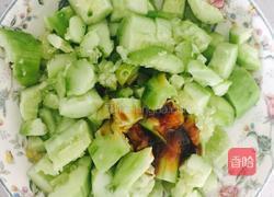 凉拌黄瓜的做法图解1