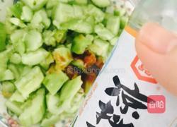 凉拌黄瓜的做法图解2