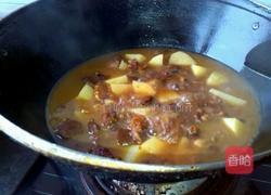 牛腩烧土豆的做法图解7