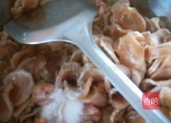 土豆干炖鸡肉块的做法图解6