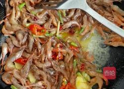 爆炒河虾的做法图解3