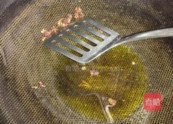 韭菜炒瑶柱的做法图解3