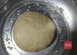 迷你版毛毛虫豆沙包的做法图解2