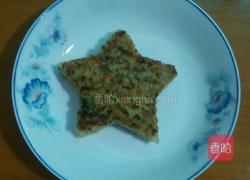 剩饭菜蛋饼的做法图解8