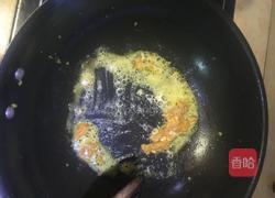 蛋黄玉米的做法图解5