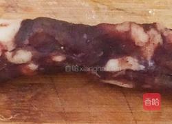 腊肠炒蒜苗的做法图解3