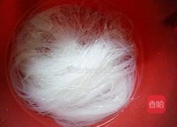蛋炒粉丝的做法图解2