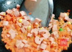 田园菠萝炒饭的做法图解6