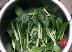 油菜虾皮的做法图解1