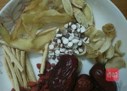 红枣花生凤爪汤(电饭煲)的做法图解3