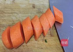 蒜香胡萝卜的做法图解3