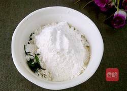咸蛋白韭菜饼的做法图解3