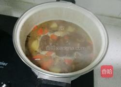 土豆胡萝卜炖牛肉的做法图解7