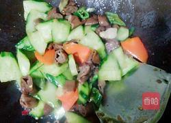 青瓜炒肥肠的做法图解4