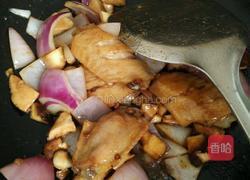 家庭版煲仔饭的做法图解5