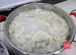 猪肉面条菜馅儿饺子的做法图解4