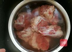 筒骨莲藕汤的做法图解1