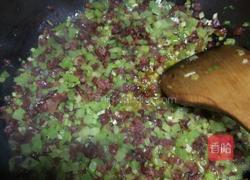 芹菜香肠的做法图解4