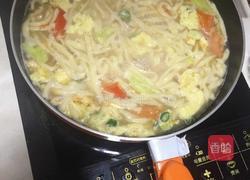 番茄鸡蛋豆面条的做法图解5