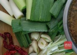 青蒜炒鱼的做法图解2