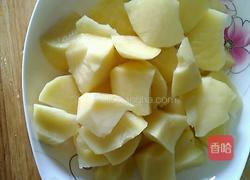 鲍鱼压土豆的做法图解1