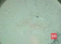 雪媚娘（草莓奶油馅）的做法图解1