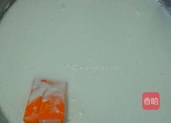 雪媚娘(草莓奶油馅)的做法图解2