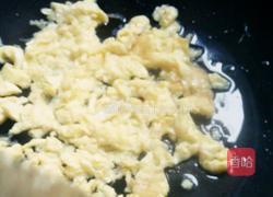 胡萝卜蛋炒饭的做法图解4