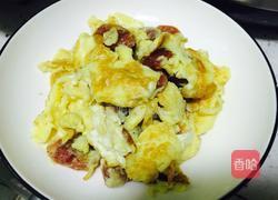 腊肠炒蛋的做法图解3
