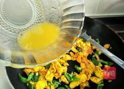 青椒炒鸡蛋的做法图解9