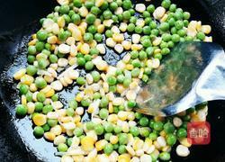 香甜玉米粒的做法图解3