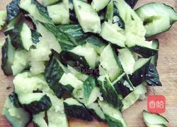 凉拌猪头肉黄瓜的做法图解2