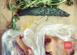 凉拌猪头肉黄瓜的做法图解1