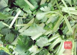 凉拌猪头肉黄瓜的做法图解3