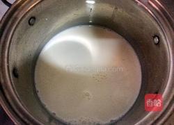 炼乳蛋挞的做法图解2